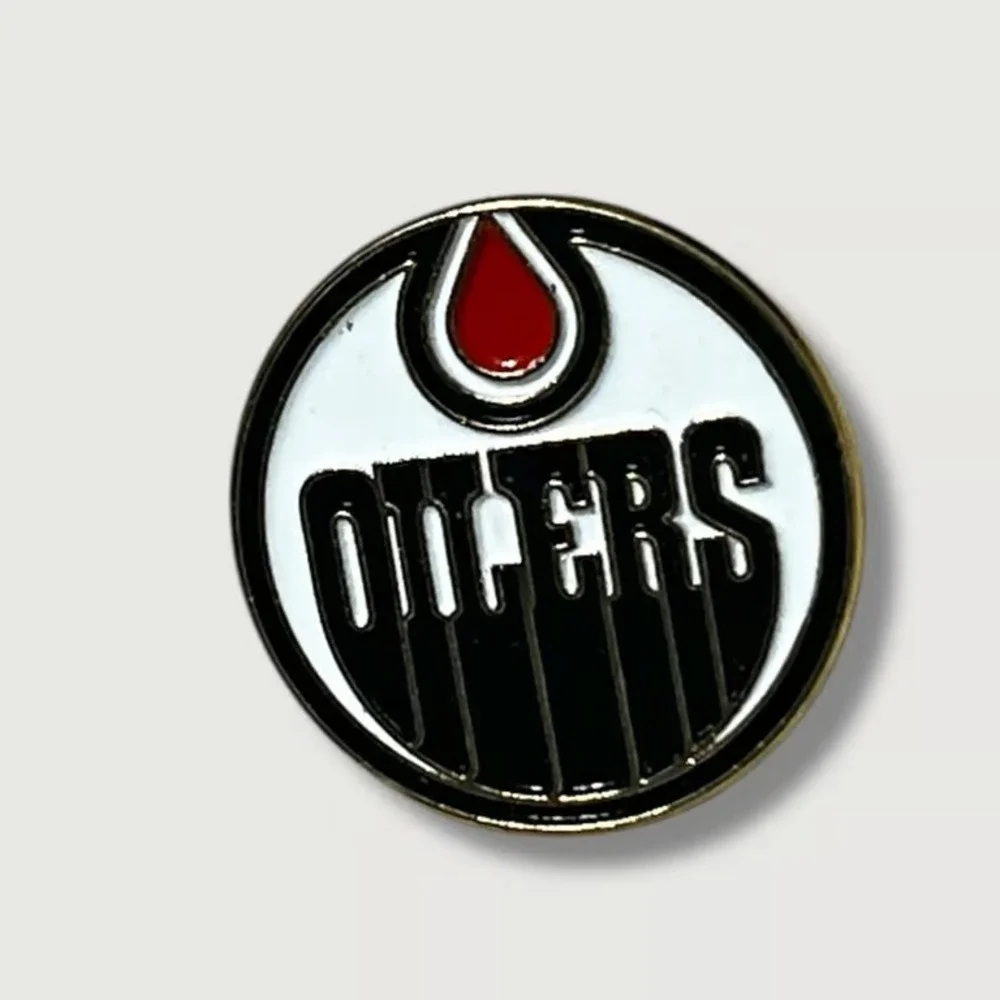 Edmonton Oilers Ice Hockey Alberta Canada Lapel Vest Hat Pin B34